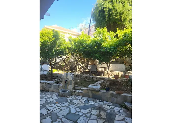 Pilali Greece 公寓